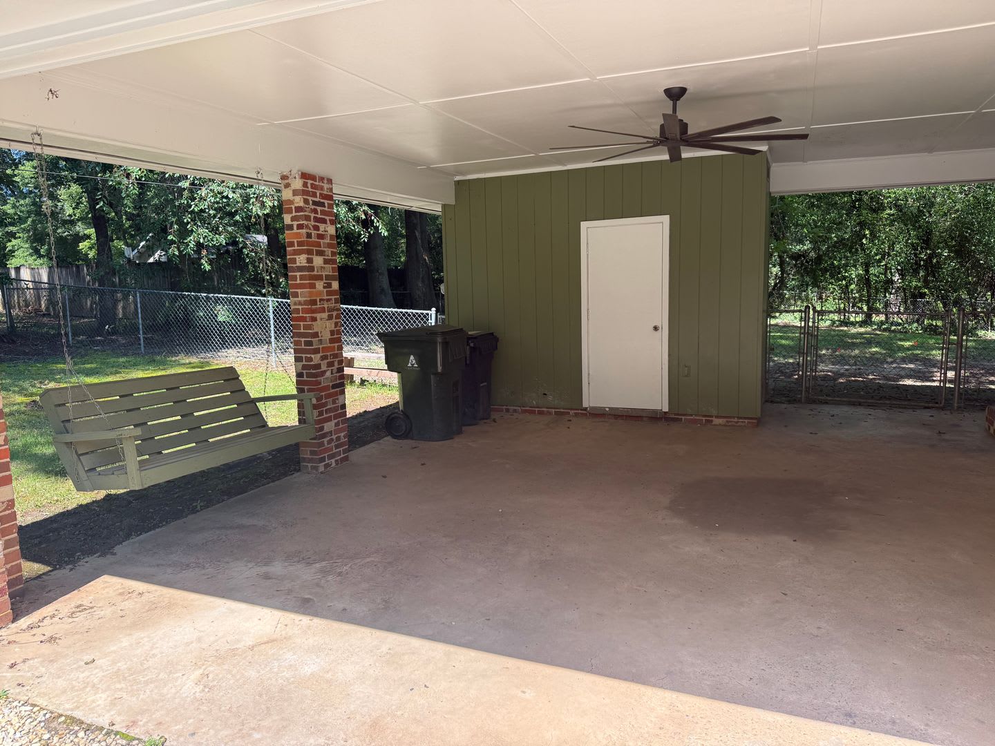 Charming 3-Bedroom Home – photo 2