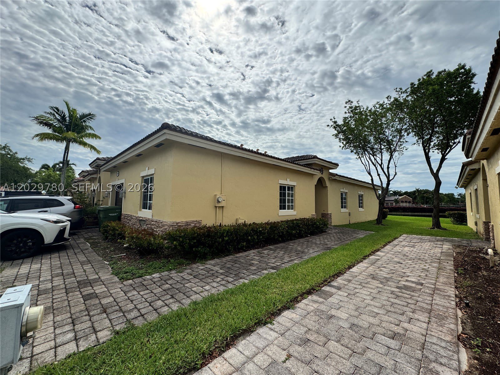 3384 NE 11th Dr – photo 4