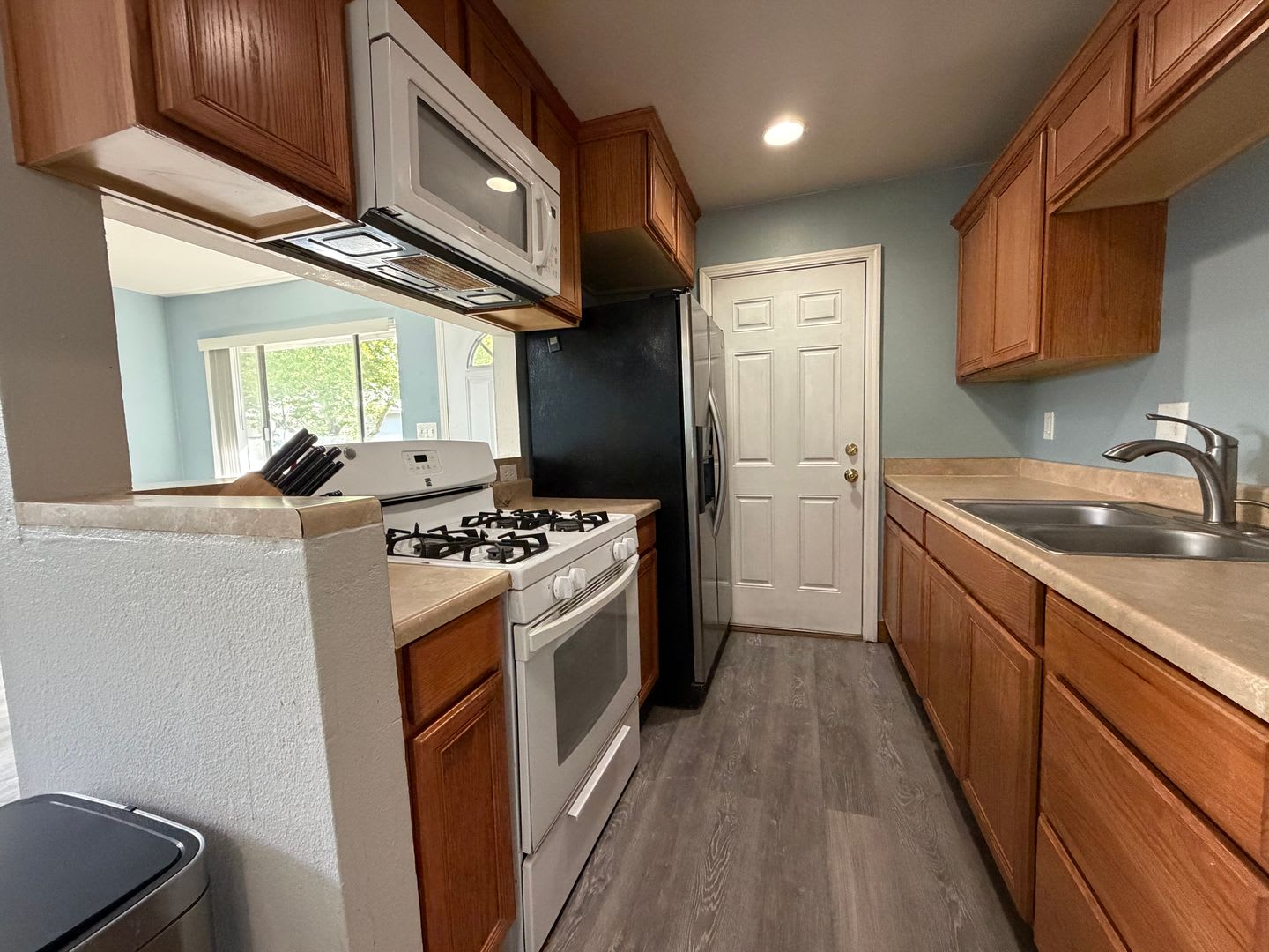 Upstairs 2/1 home in Greenback Estates – photo 5
