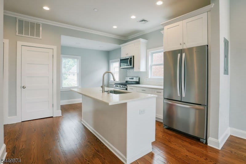 49 Park Ave Unit 2 – photo 5