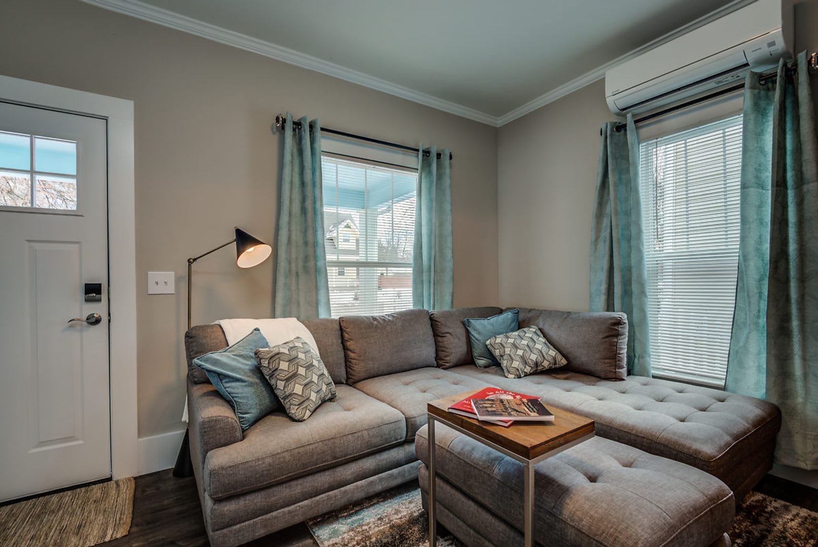 2-Bedroom, 1-Bath Home Near Downtown Coeur d’Alene! – photo 3
