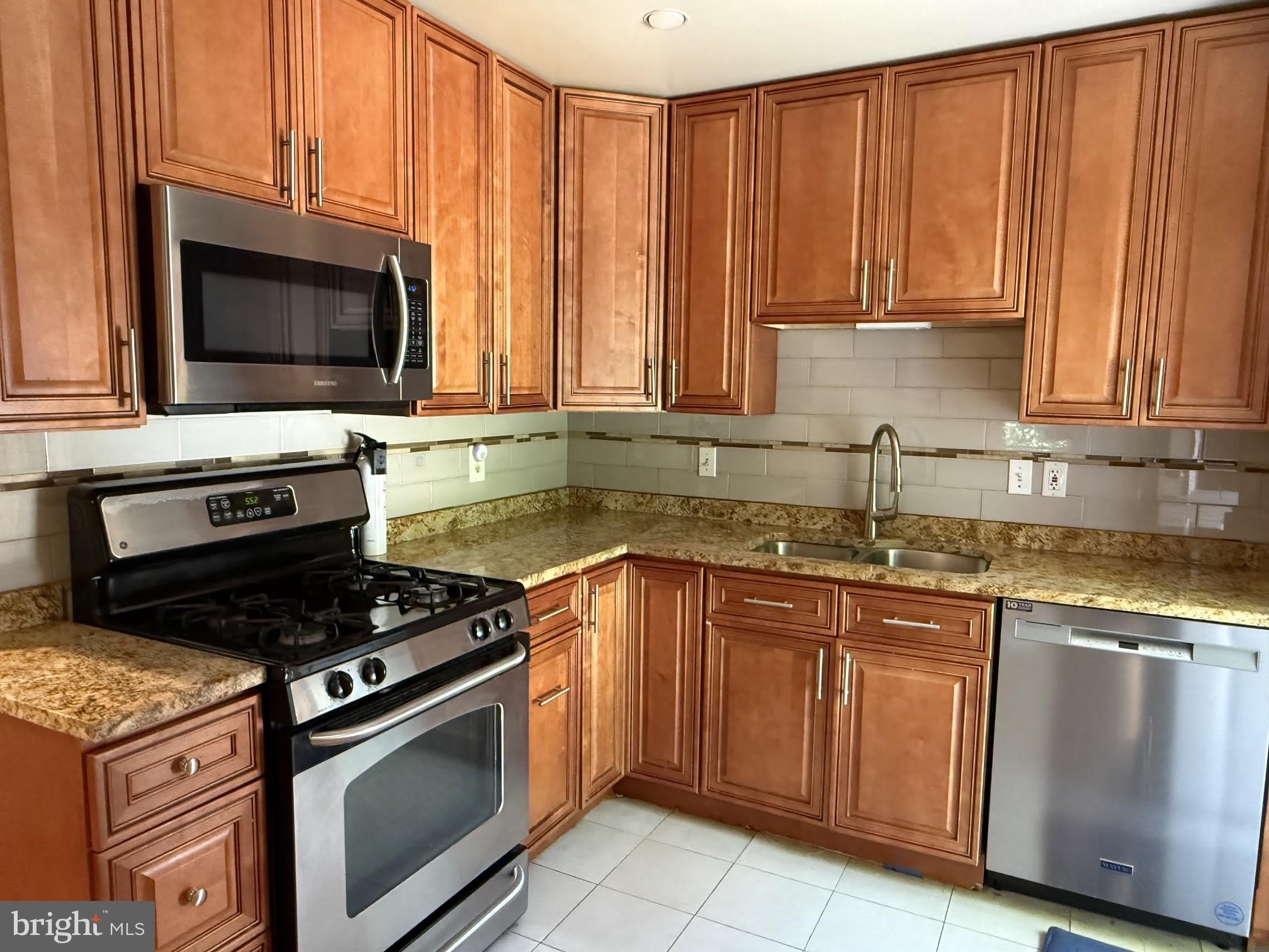 9622 LINDENBROOK – photo 4