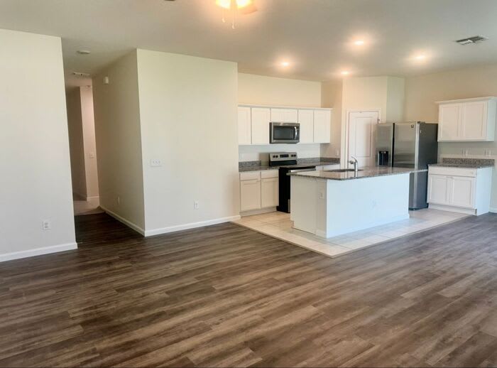2257 Litchfield Loop – photo 2