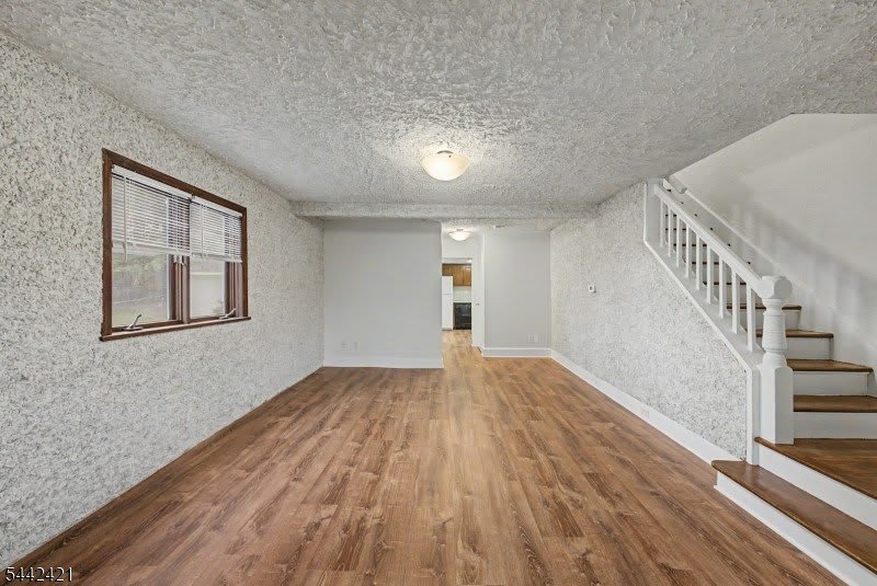 242 W Hanover Ave – photo 5