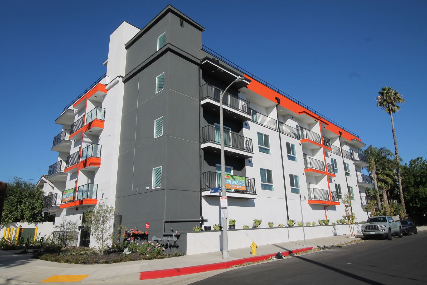 6904 Eton Ave. – photo 2
