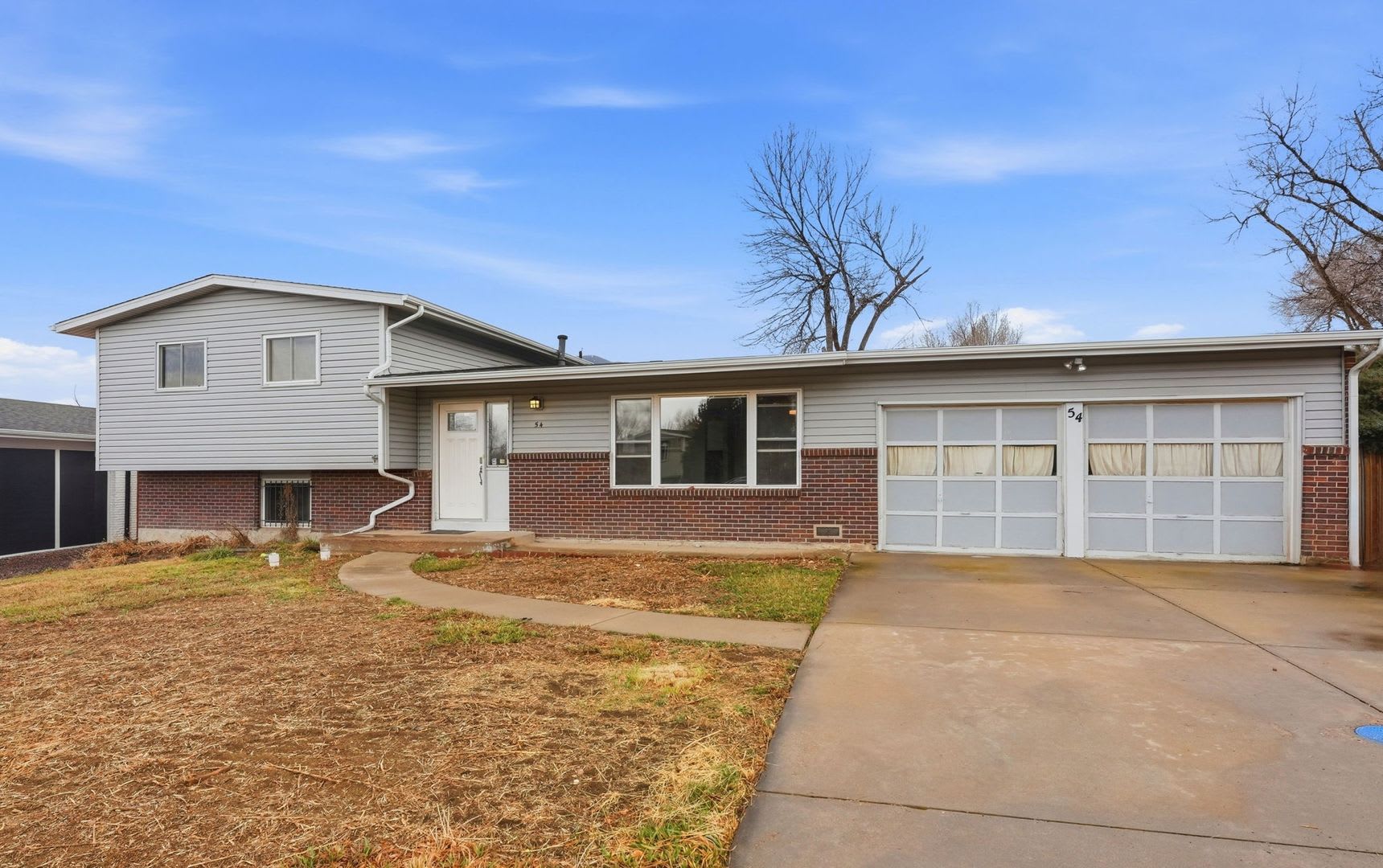Updated 4Br Home With 2 Car Garage In Stratmoor – photo 1