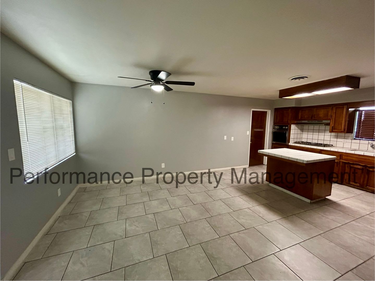3 Bed/2 Bath SE Bakersfield Home w/ RBP & $0 Deposit Option – photo 3