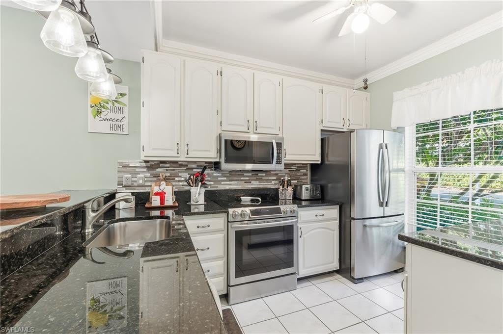8161 Twelve Oaks Cir – photo 4
