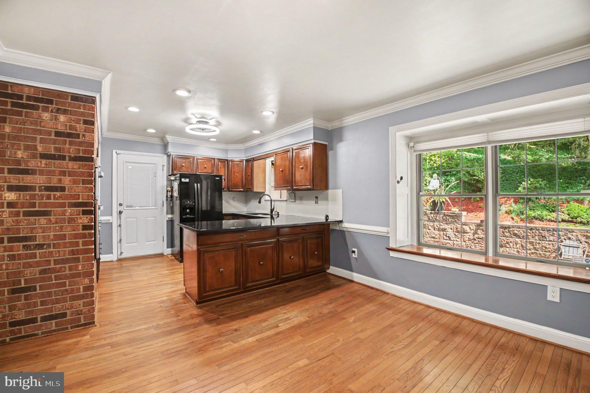 2029 FARRAGUT Drive – photo 2