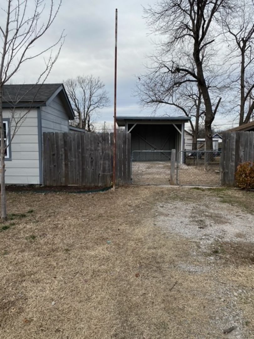 **Charming 3-Bedroom, 2-Bath Home in West Tulsa – $1,295/Month!** – photo 5