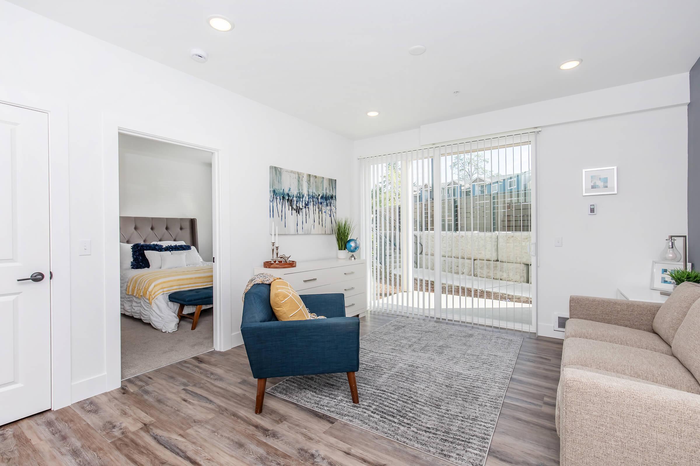 Lakeview Apartments – photo 3