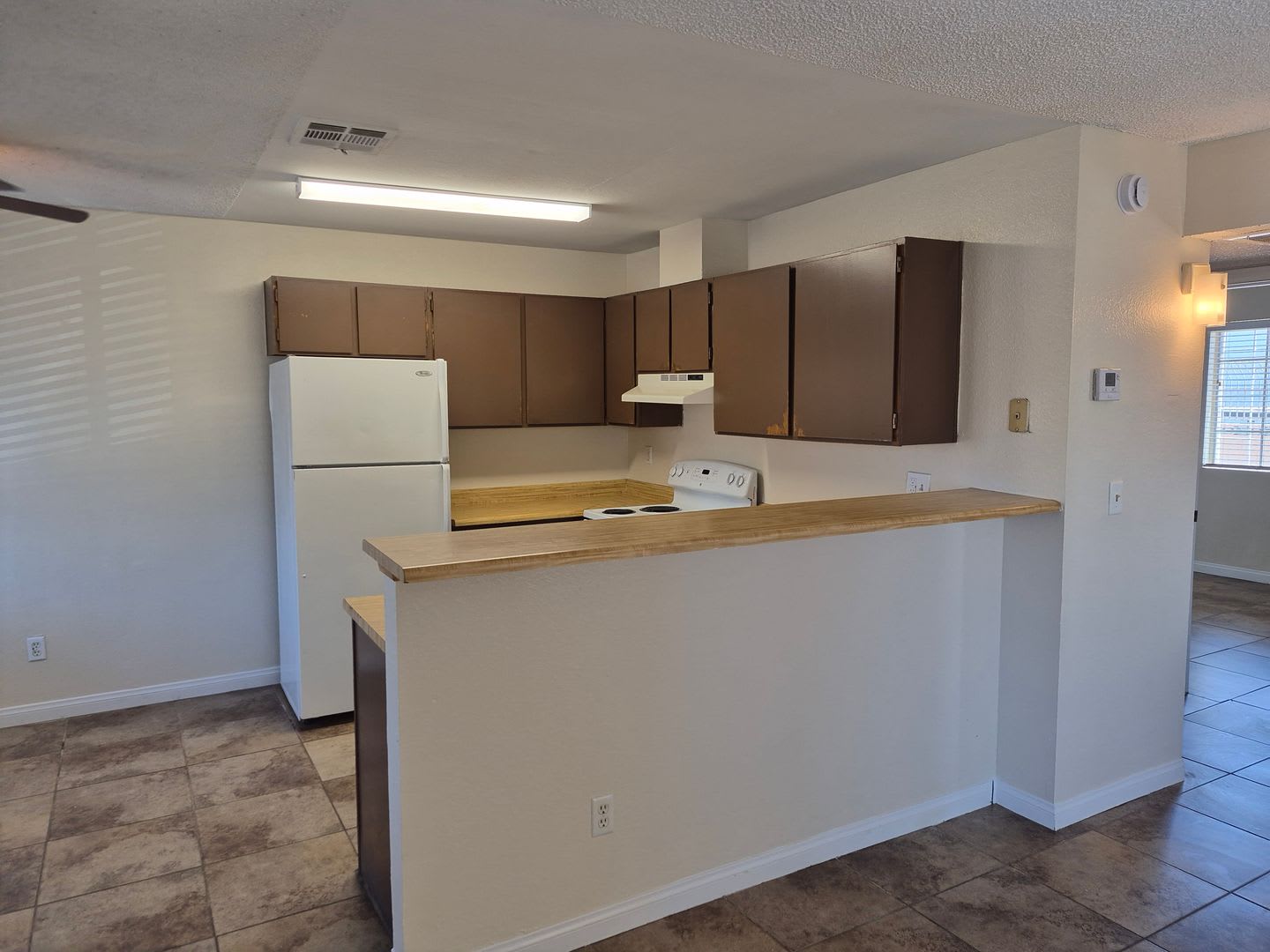 Avail 8/13/2026 1st floor Adorable 2 /1 Rent Ready – photo 4