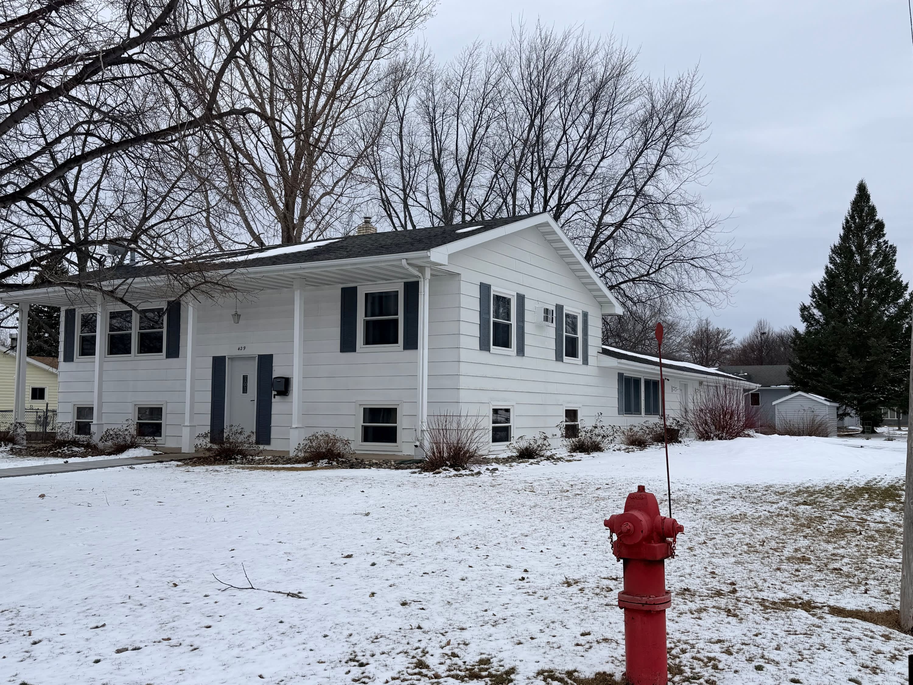 429 14th Street North – photo 2