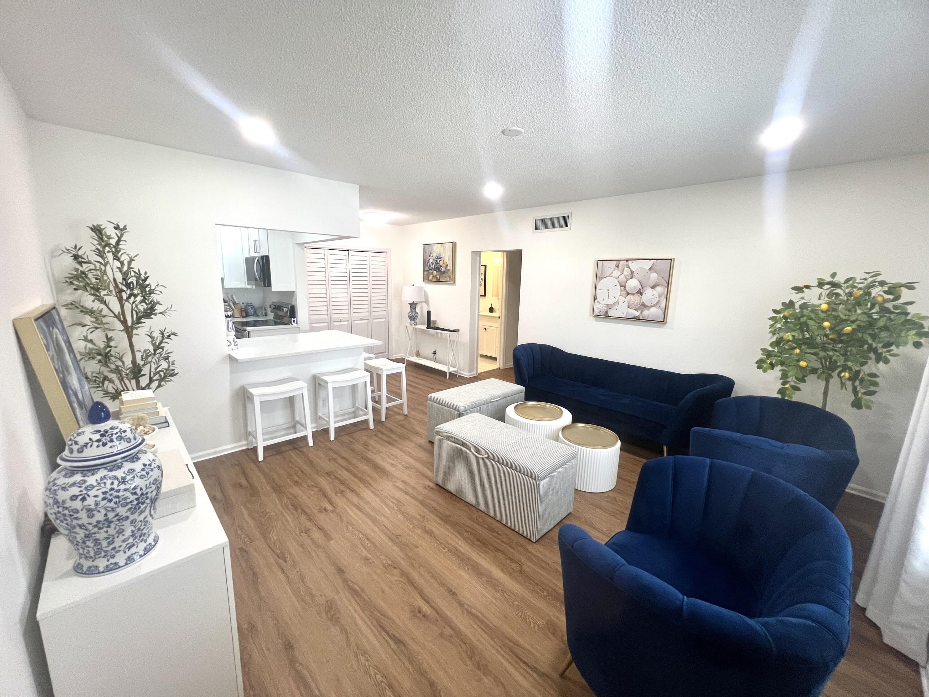 2261 NE 67th Street – photo 1