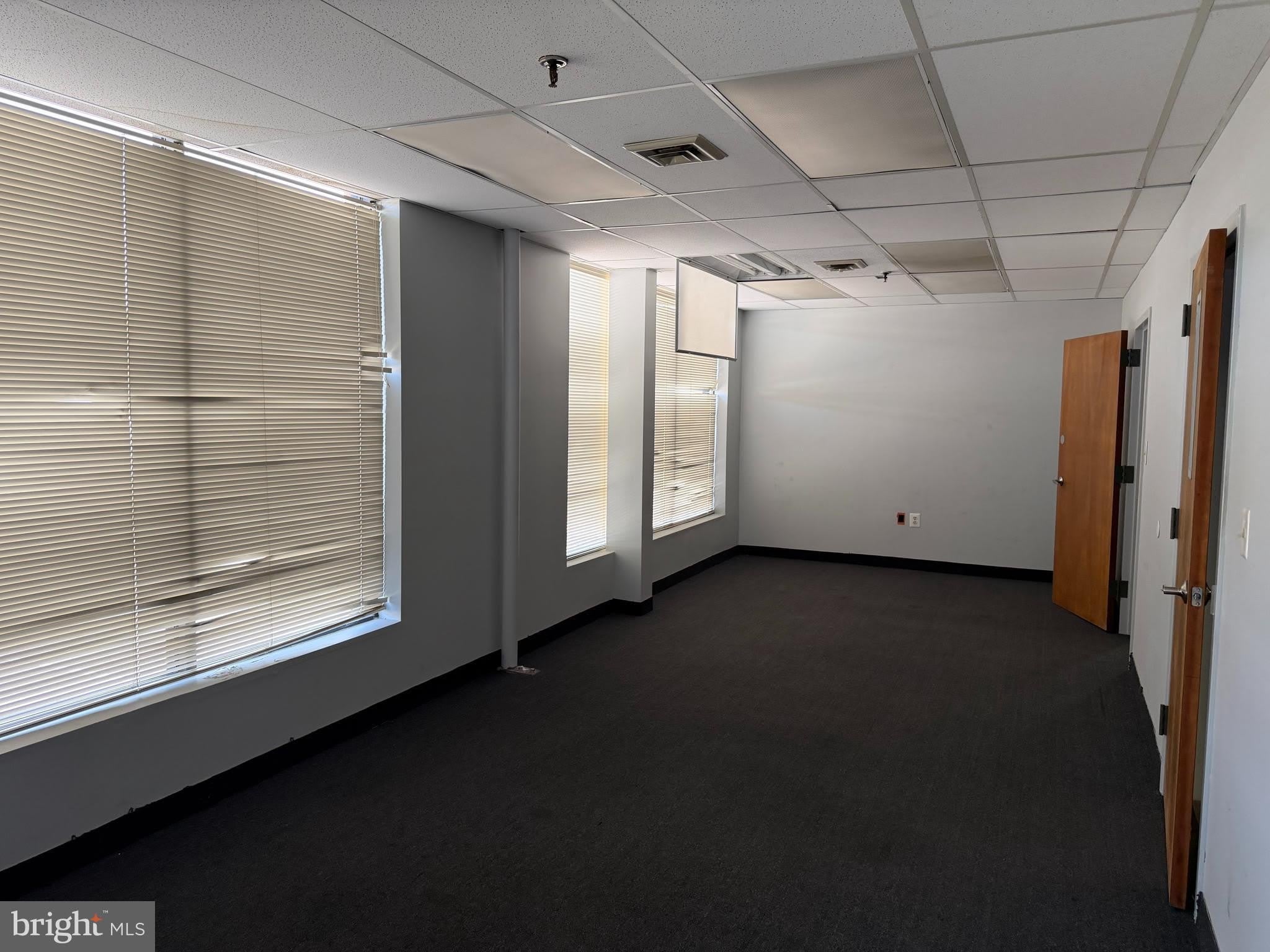 8196 TERMINAL Road – photo 5