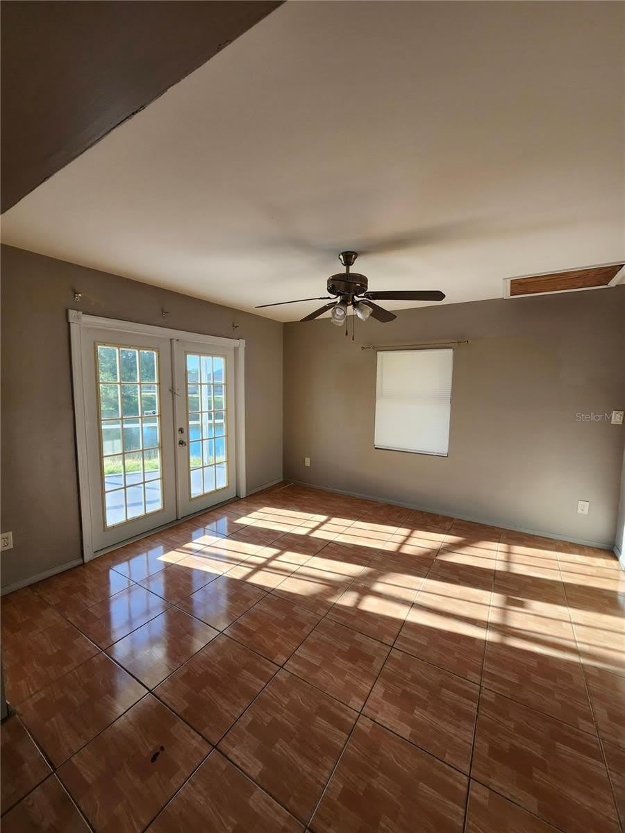 2220 Birchcrest Boulevard – photo 4