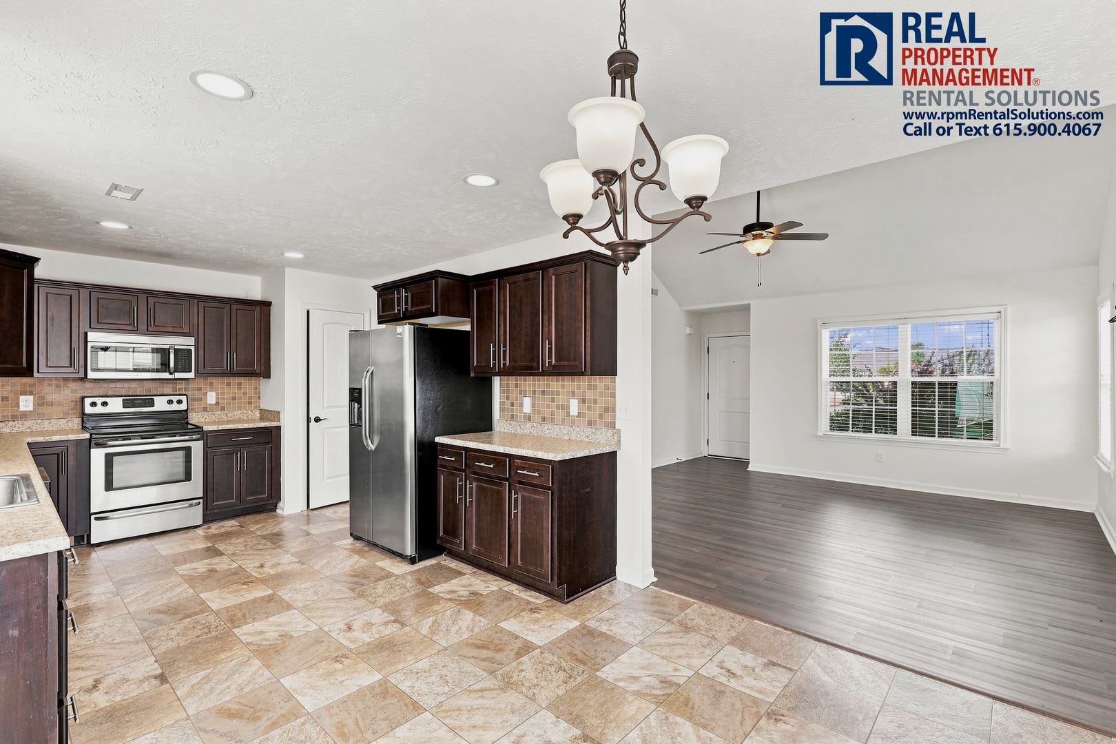 Beautiful 3bd 2 ba ranch style home with 2 car attached garage and a detached shop! – photo 5