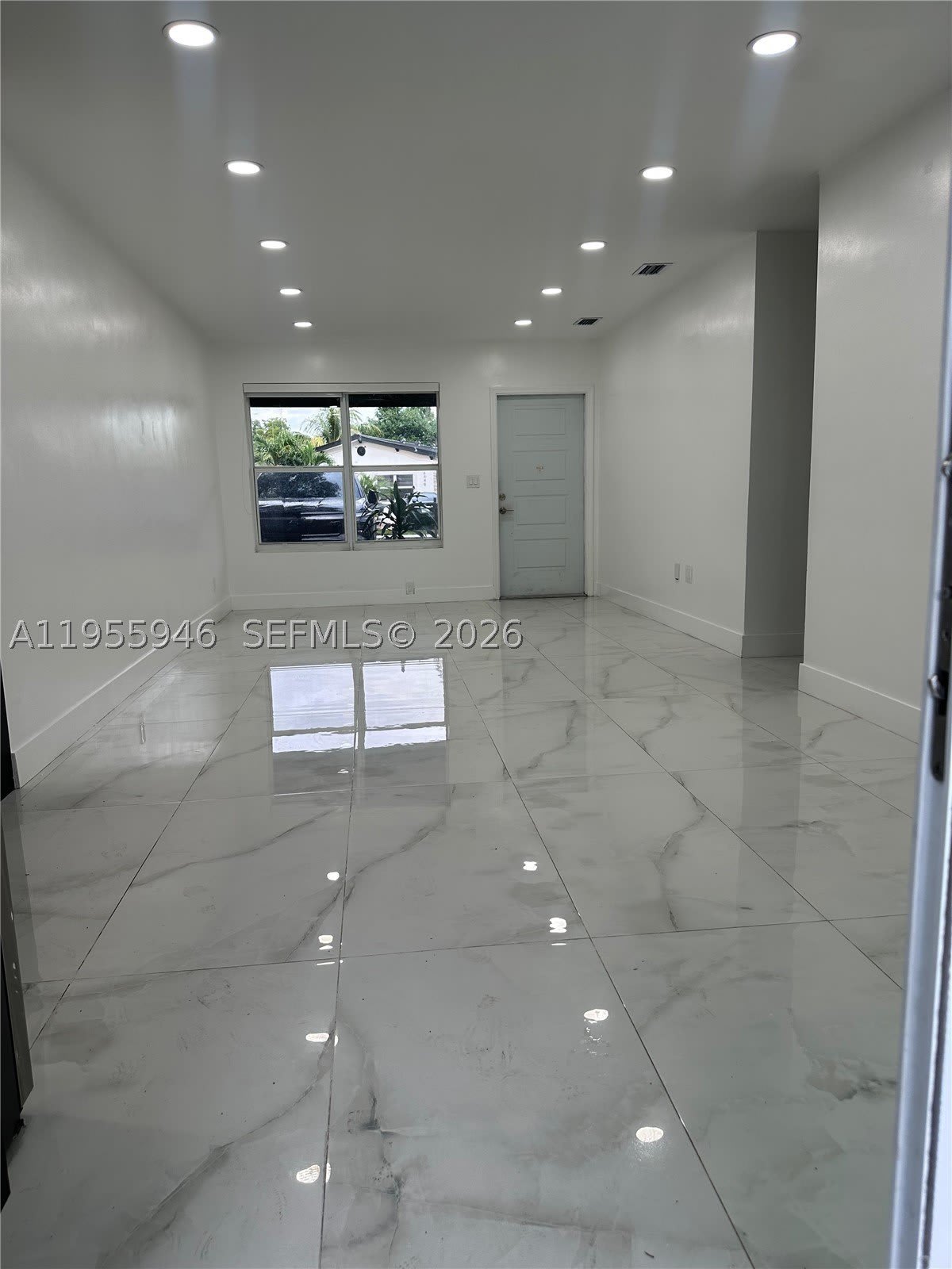 6448 Fletcher St – photo 4