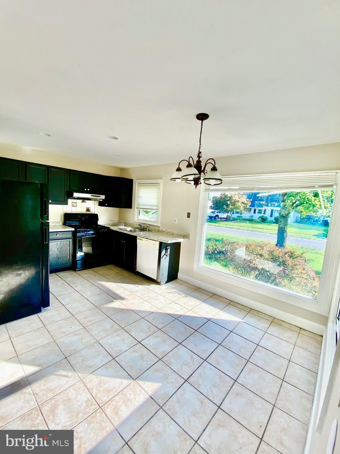46 BEAVERDALE Lane – photo 5