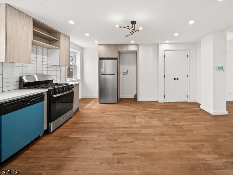 100 Chestnut St – photo 5