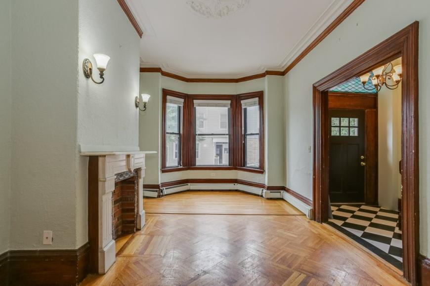 88 M St. – photo 3