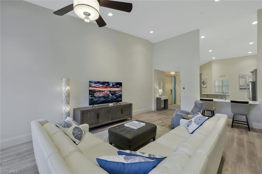 831 Sailaway Ln – photo 3