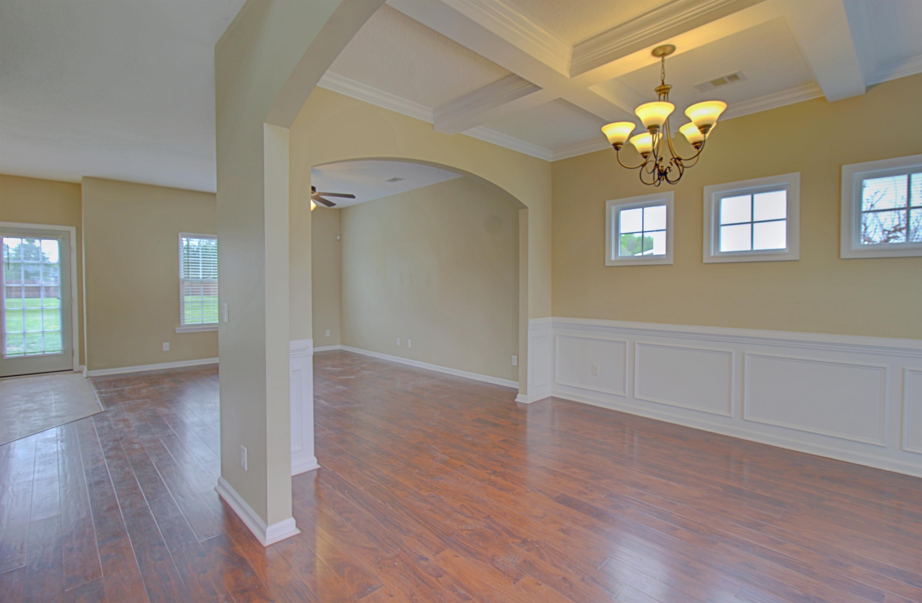 935 Mustang Lane Northeast – photo 4