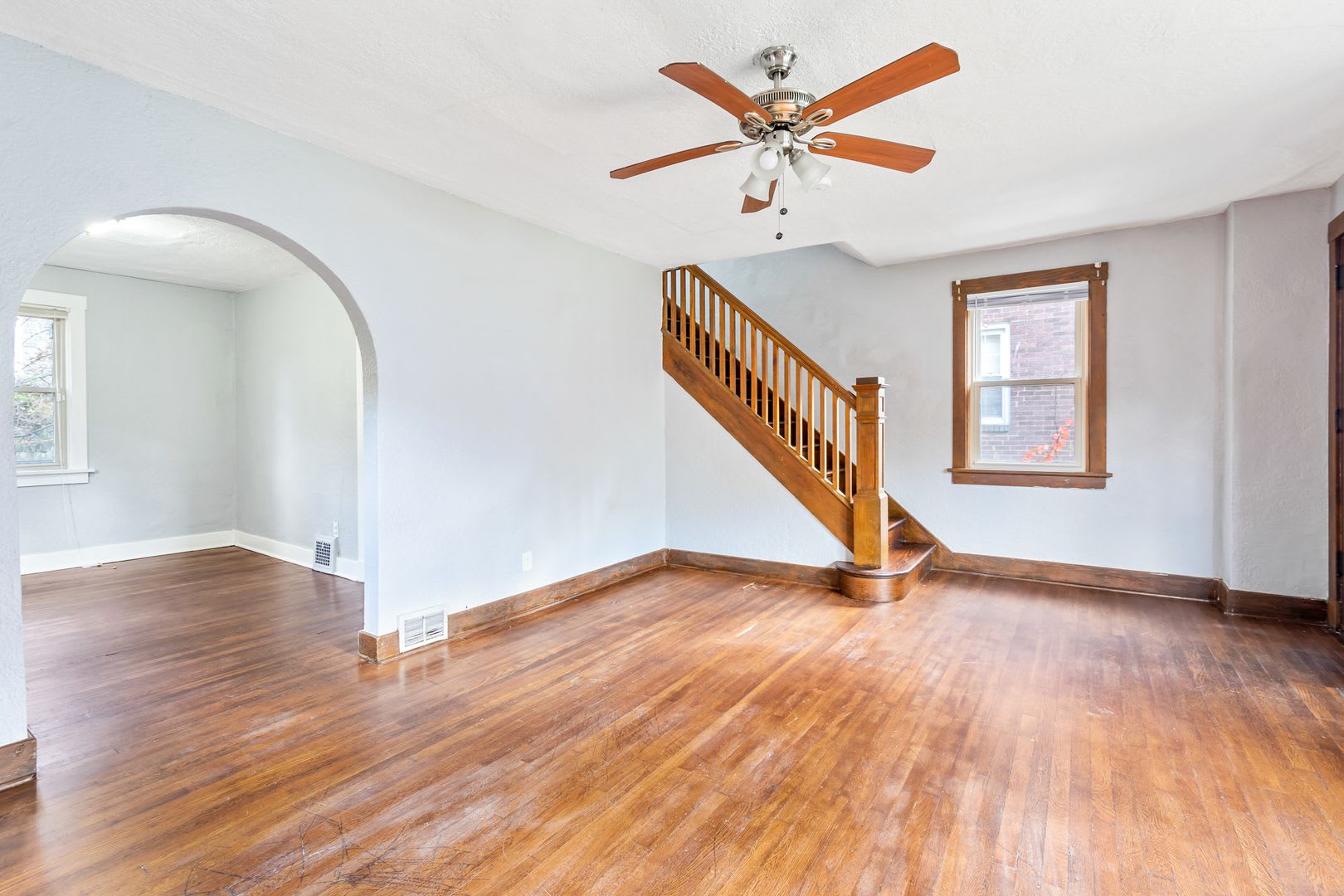 Cozy 3 Bed, 1 Bath Home in Wilkinsburg – photo 4