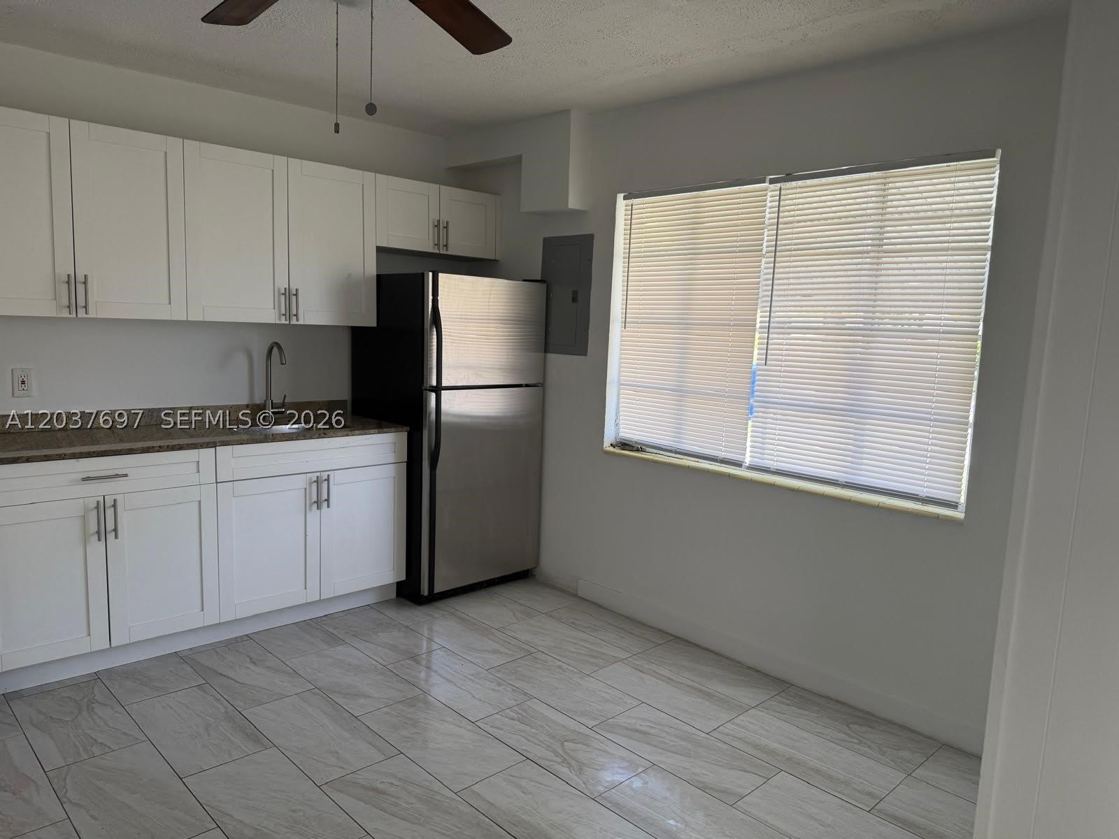 1324 N 58 AVE – photo 2