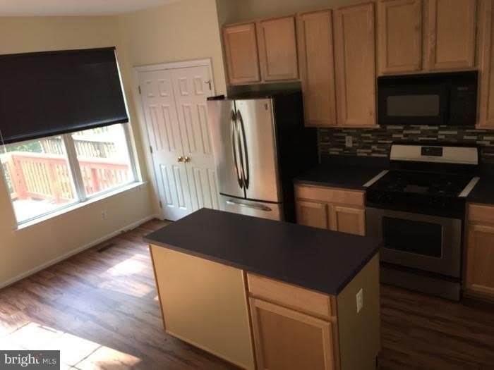 21511 Welby Terrace – photo 2