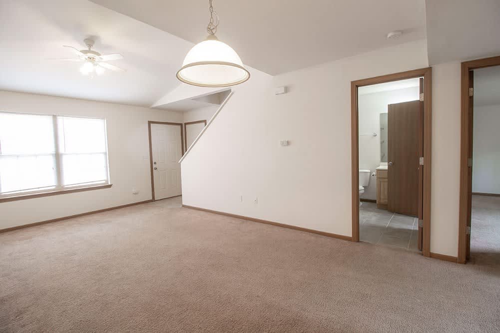 Large 4 Bedroom Duplex – photo 4