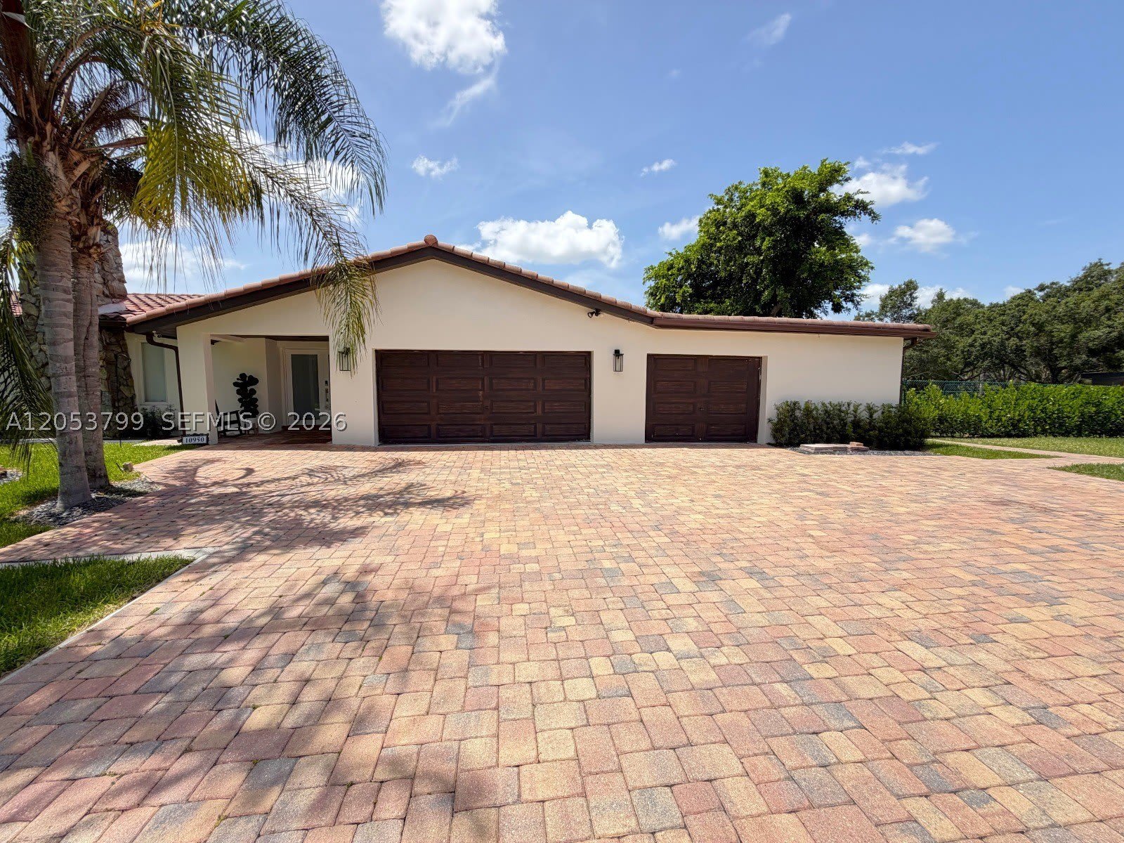 10950 SW 40th Ct – photo 2