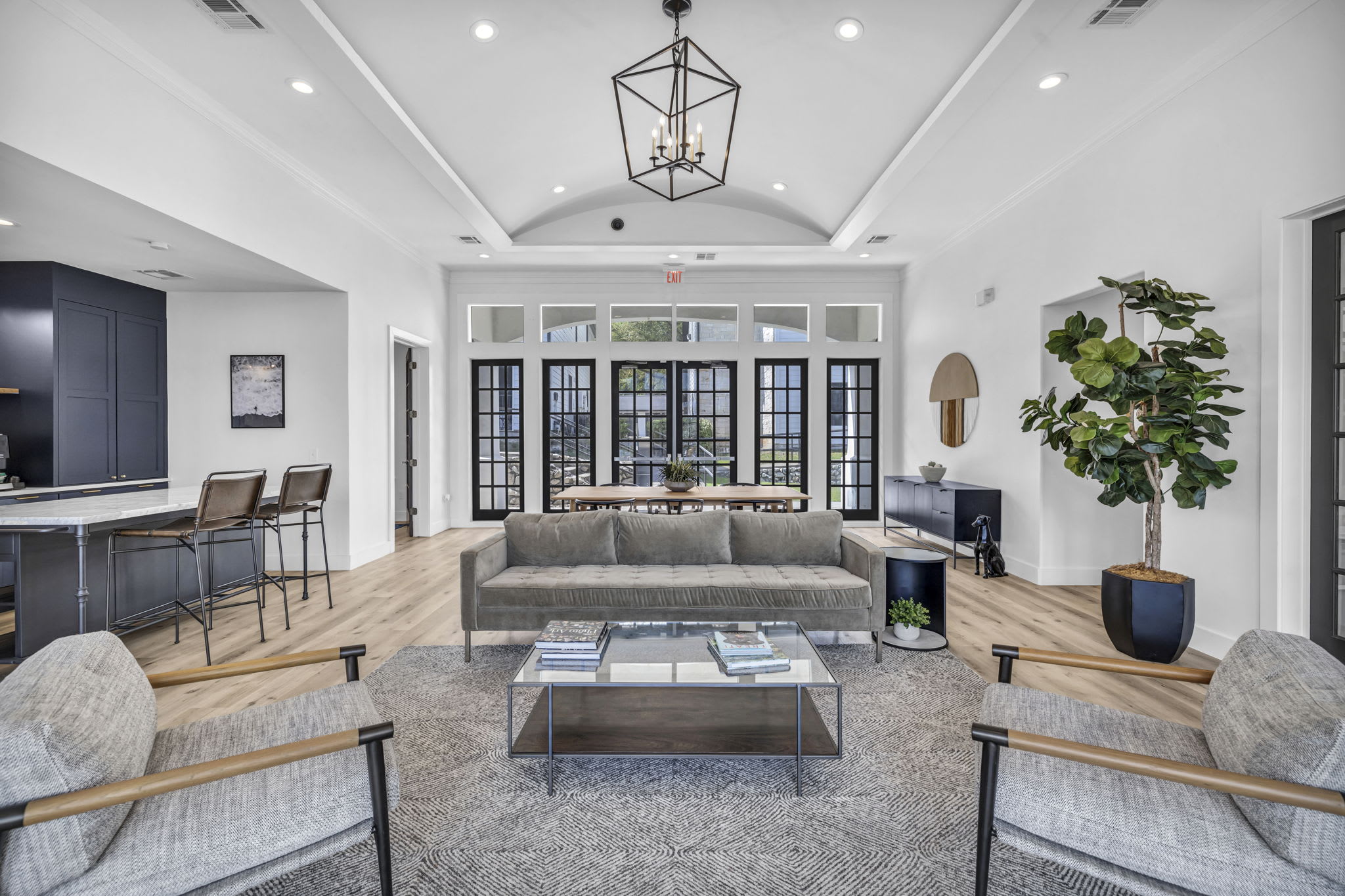 SoCo Apartments – photo 3