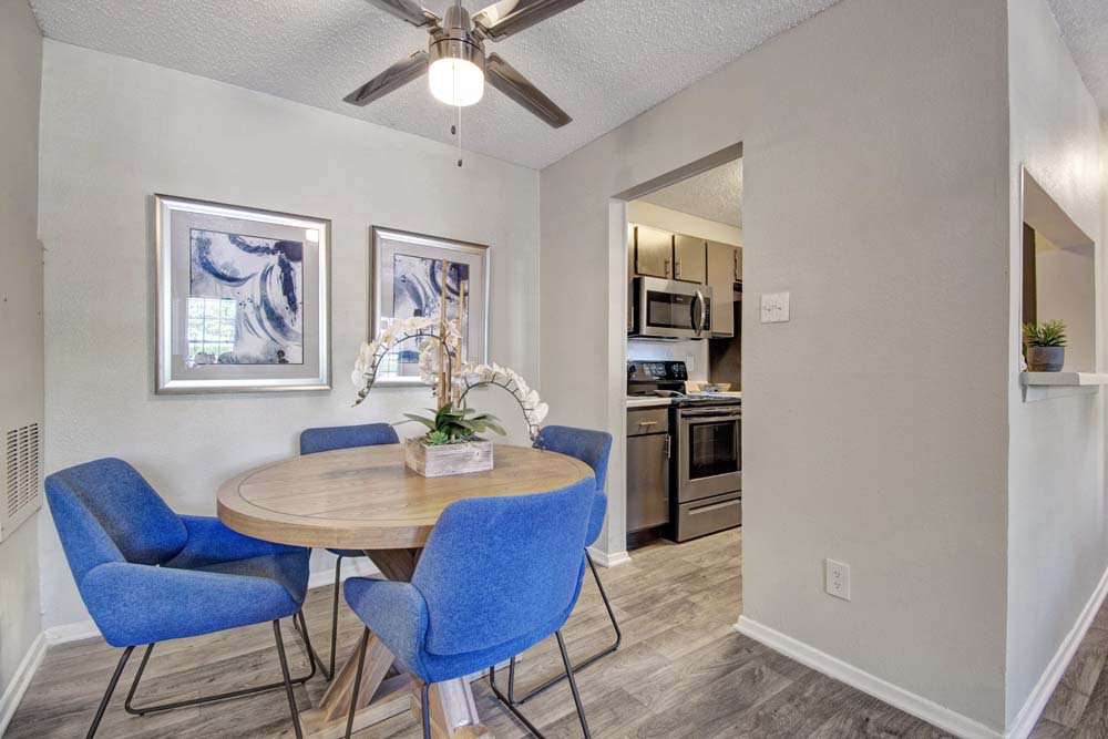 Lane at Towne Crossing – photo 3