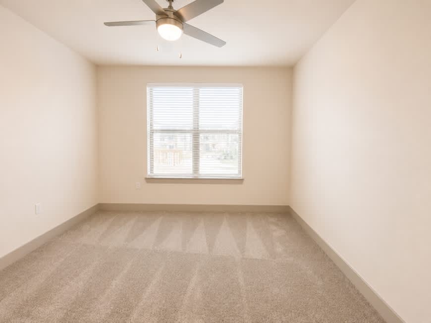 511 East Finley Blvd – photo 4