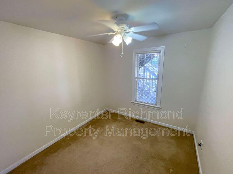 3219 Ellwood Ave – photo 5