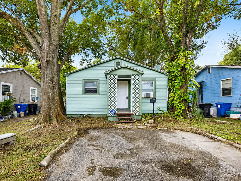 2552 27th Avenue North – photo 2