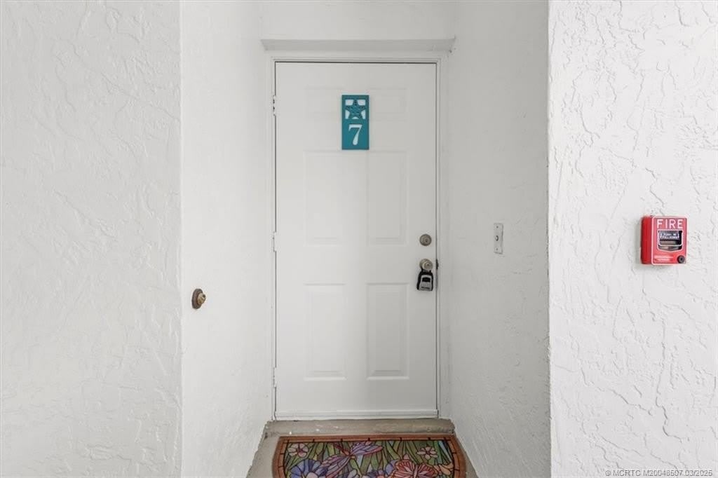 6082 Se Landing Way – photo 3