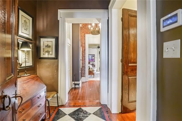 1404 PRYTANIA Street – photo 2