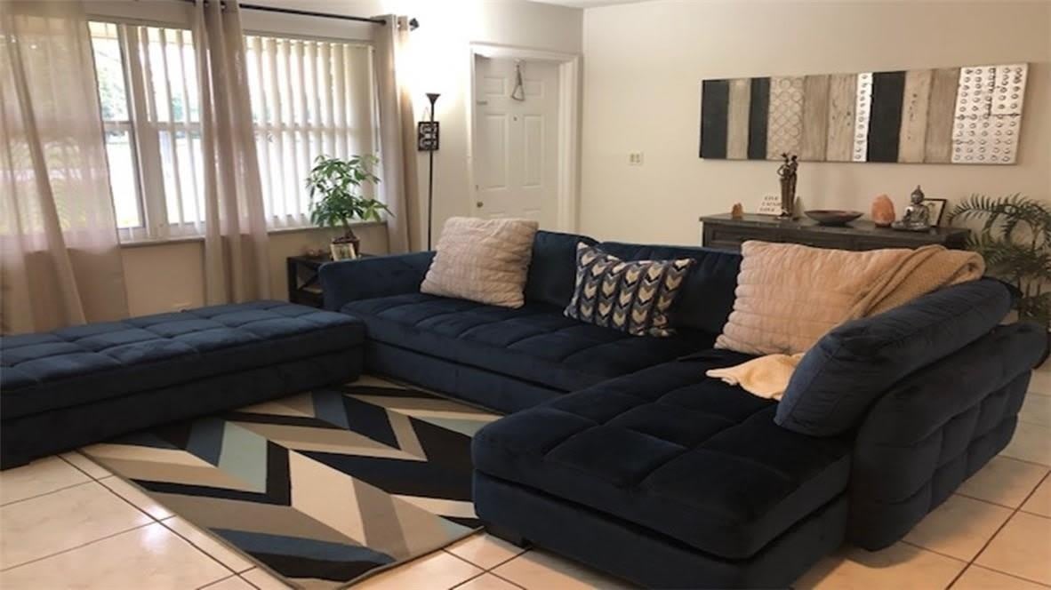 9011 NW 33rd Street – photo 3