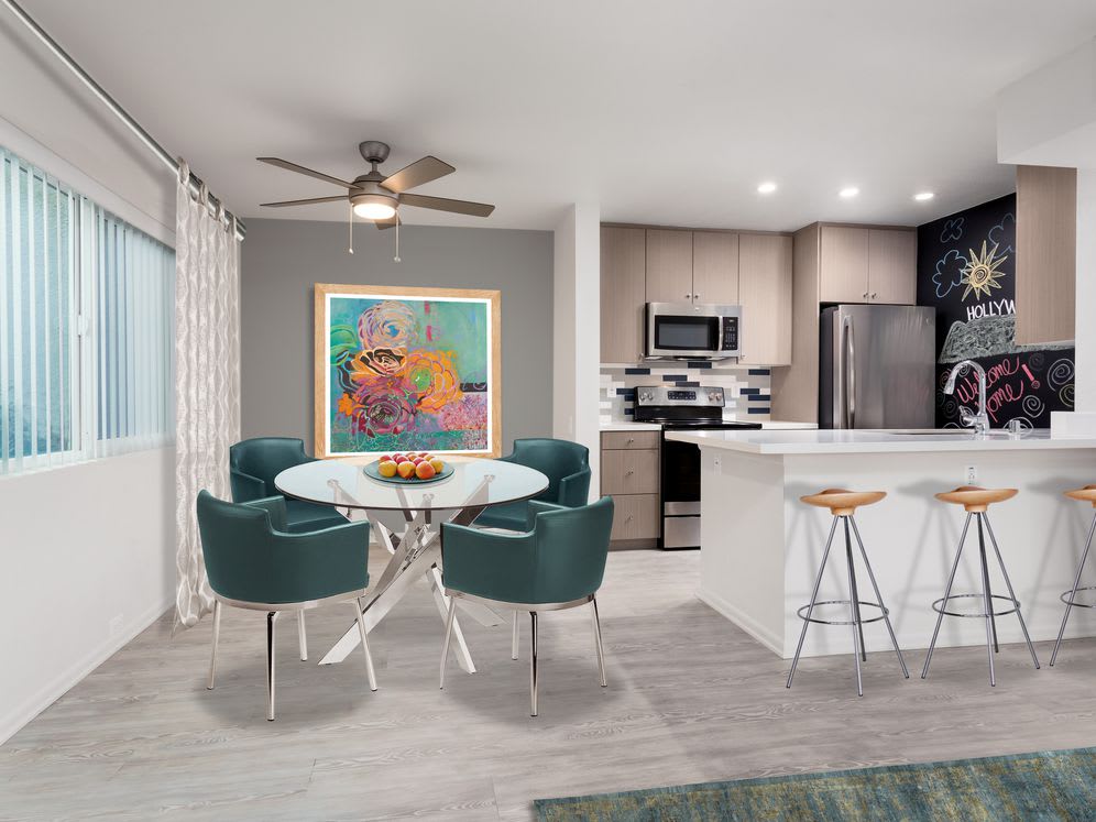 AVA Toluca Hills – photo 3