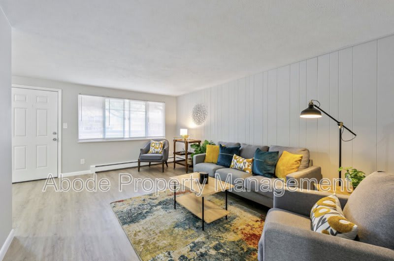 456 West 10th Street – photo 2