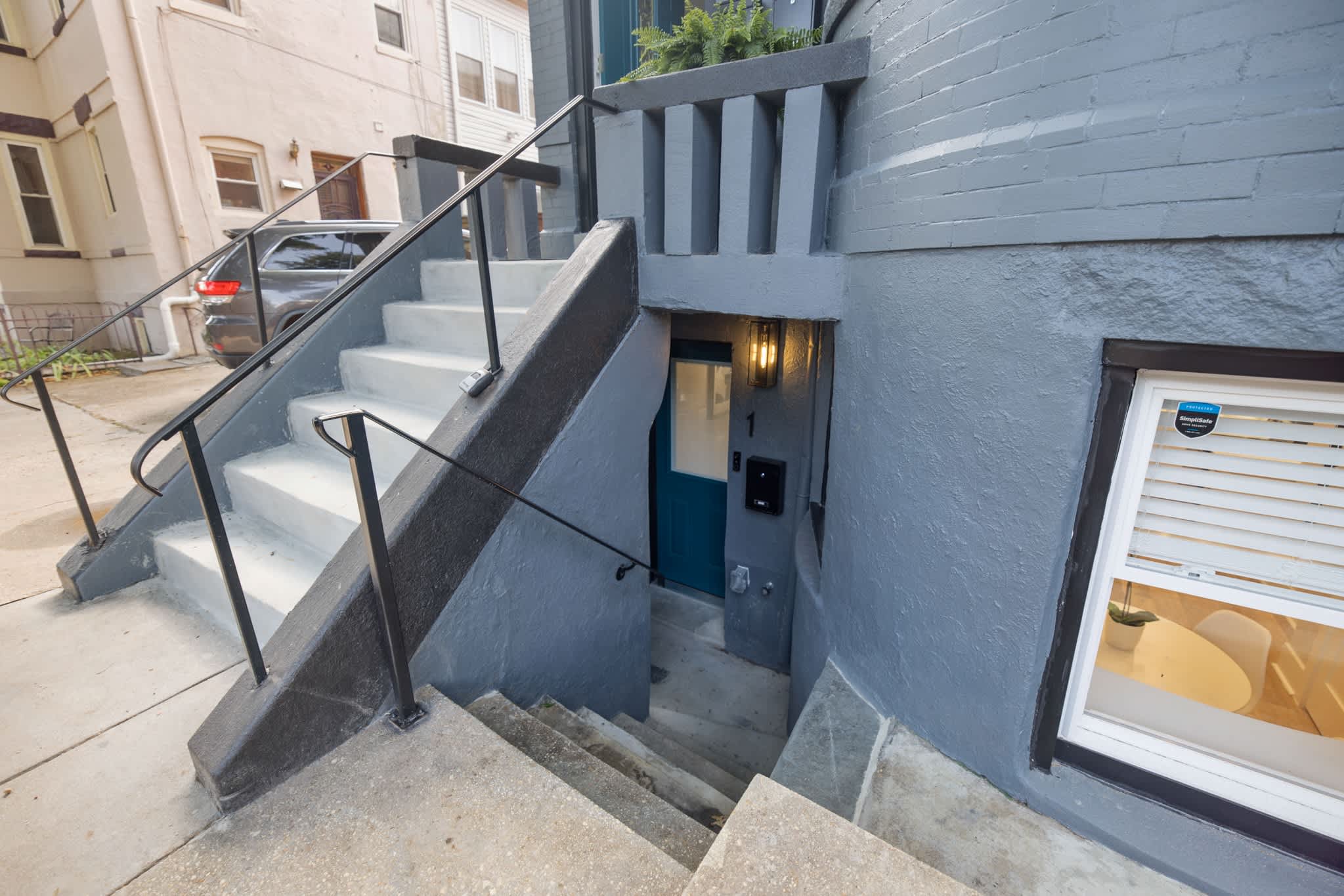 1810 North Capitol Street Northwest – photo 4