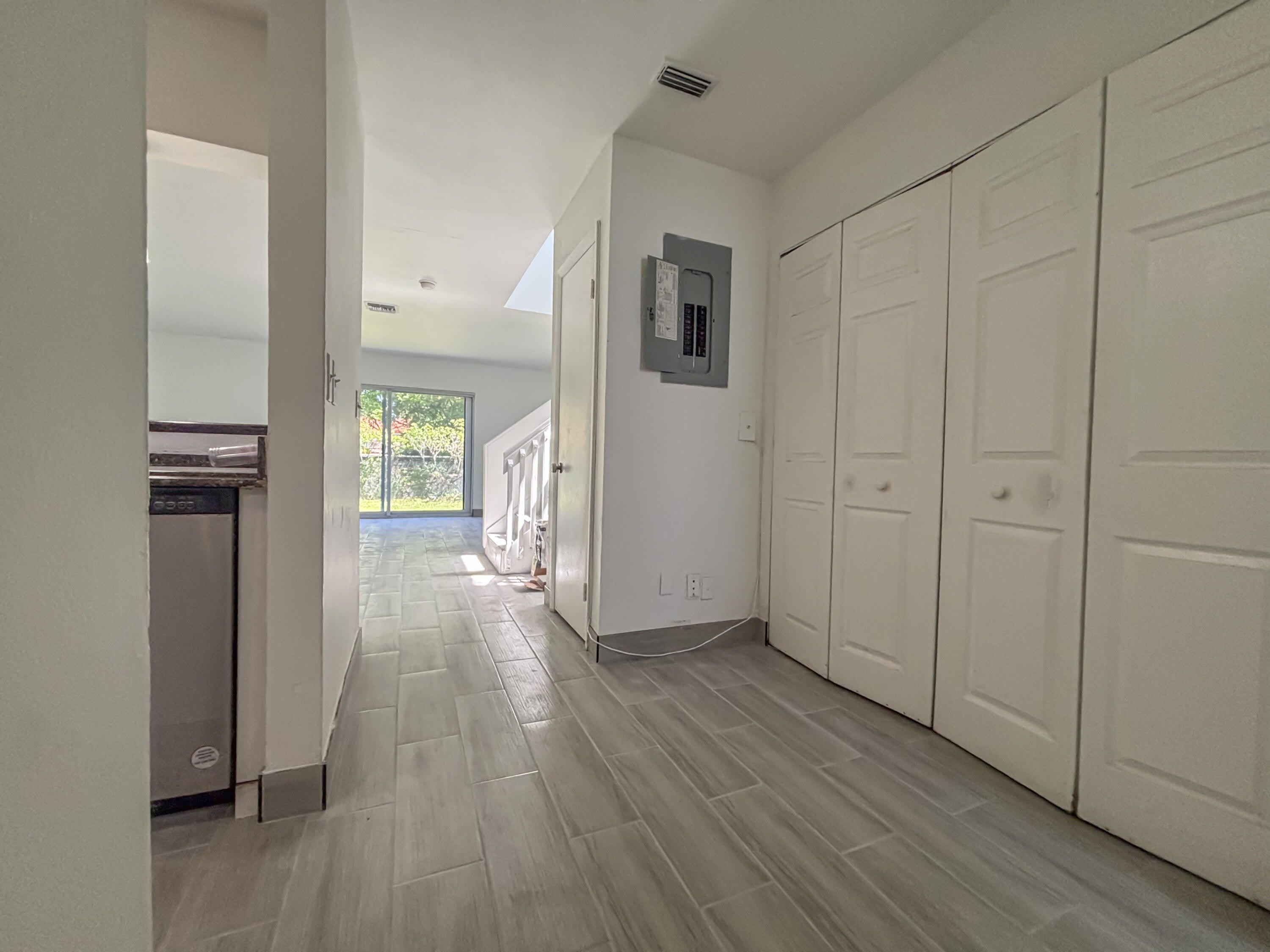 11401 NW 45th Street – photo 2