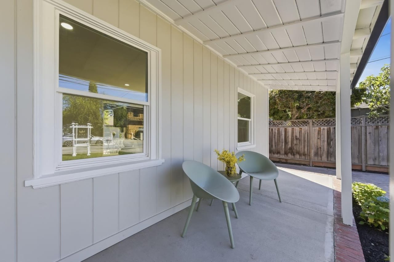 3035 Flores St – photo 3