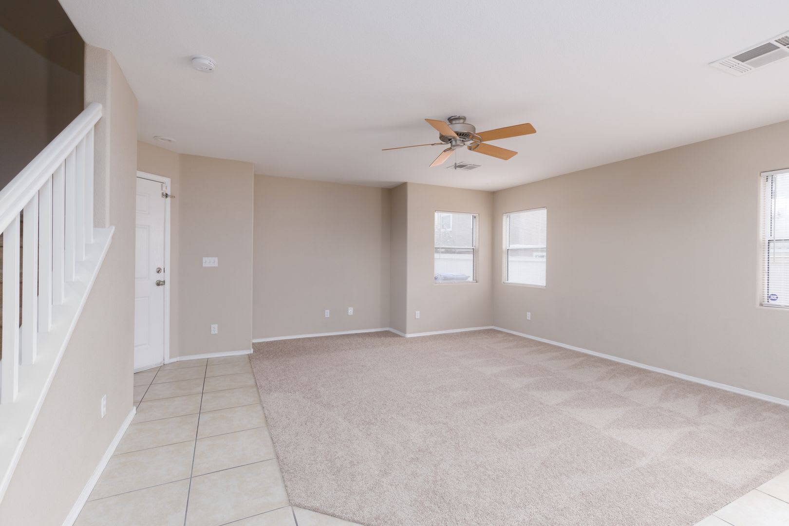 3 bedroom single family home in Henderson! – photo 5