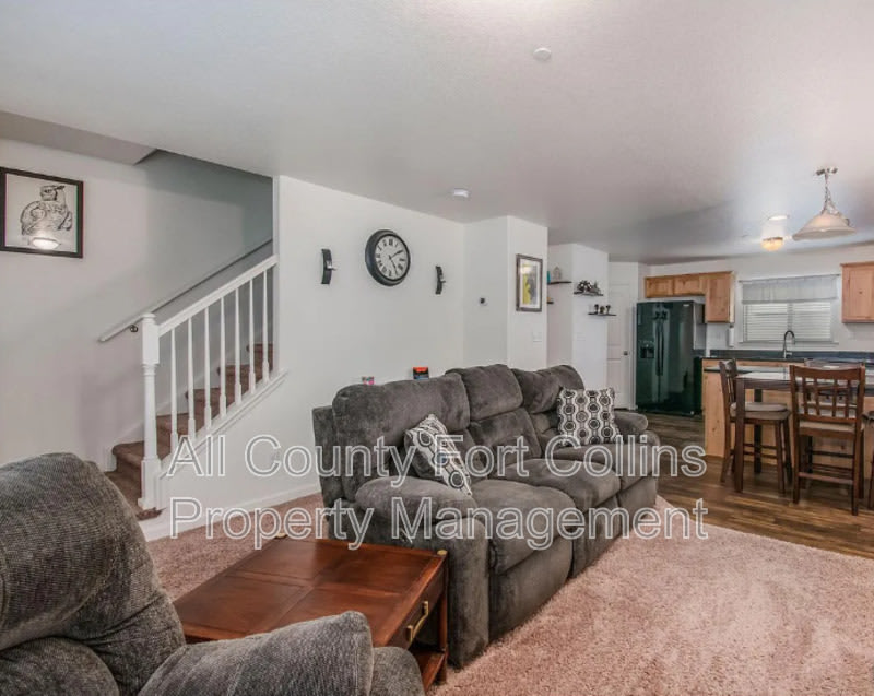 3660 W 25th St. – photo 5