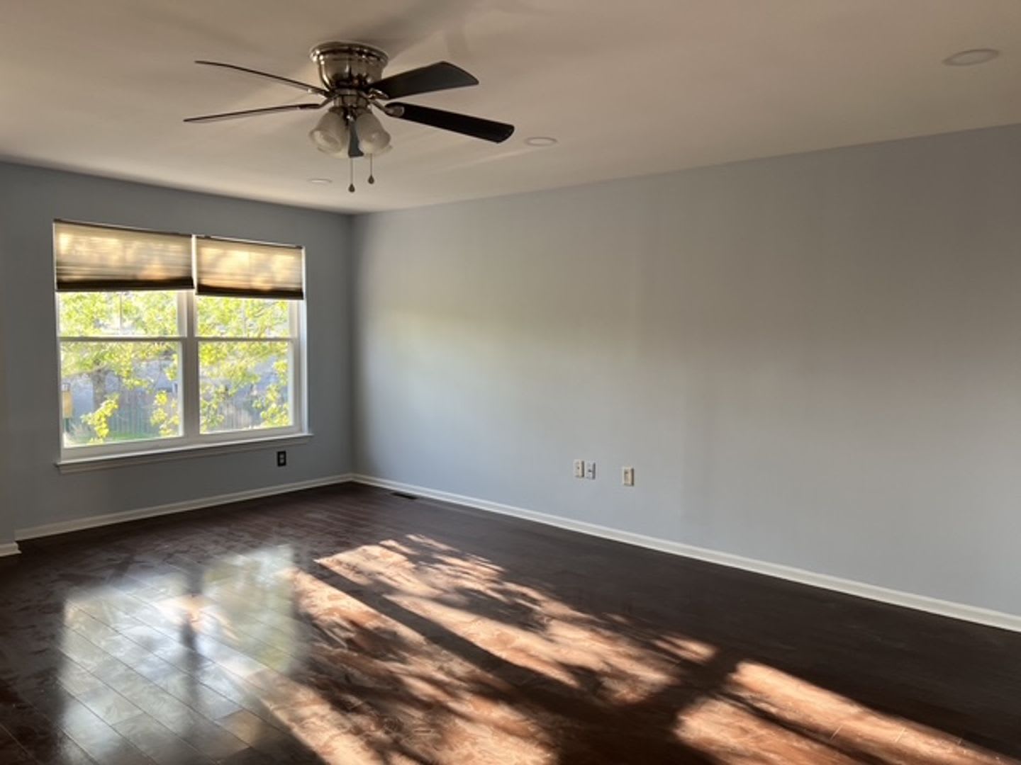 Mill Creek 4Bd 2Bth W Two Car Parking And Yard – photo 1
