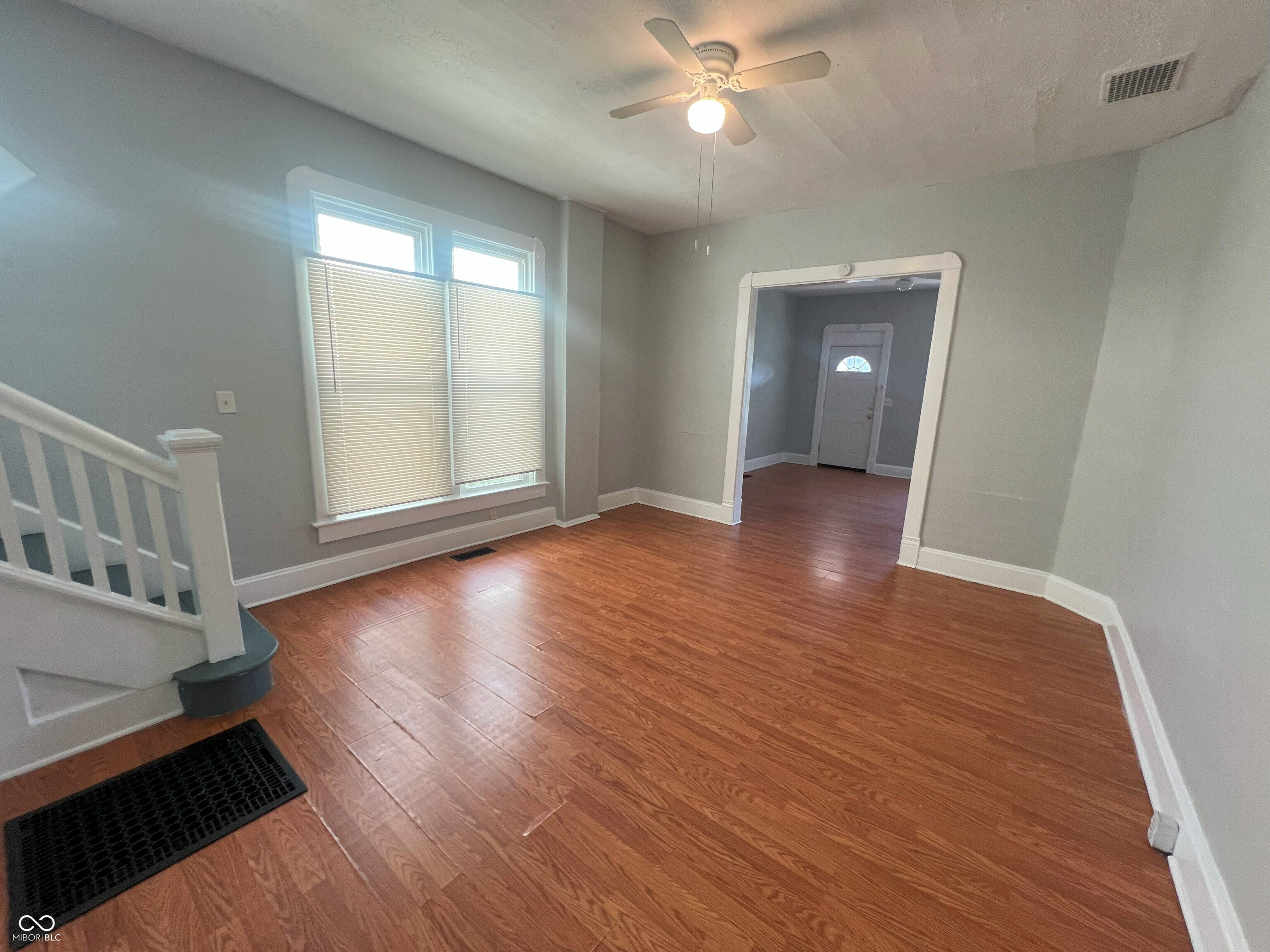 2106 Singleton Street – photo 5
