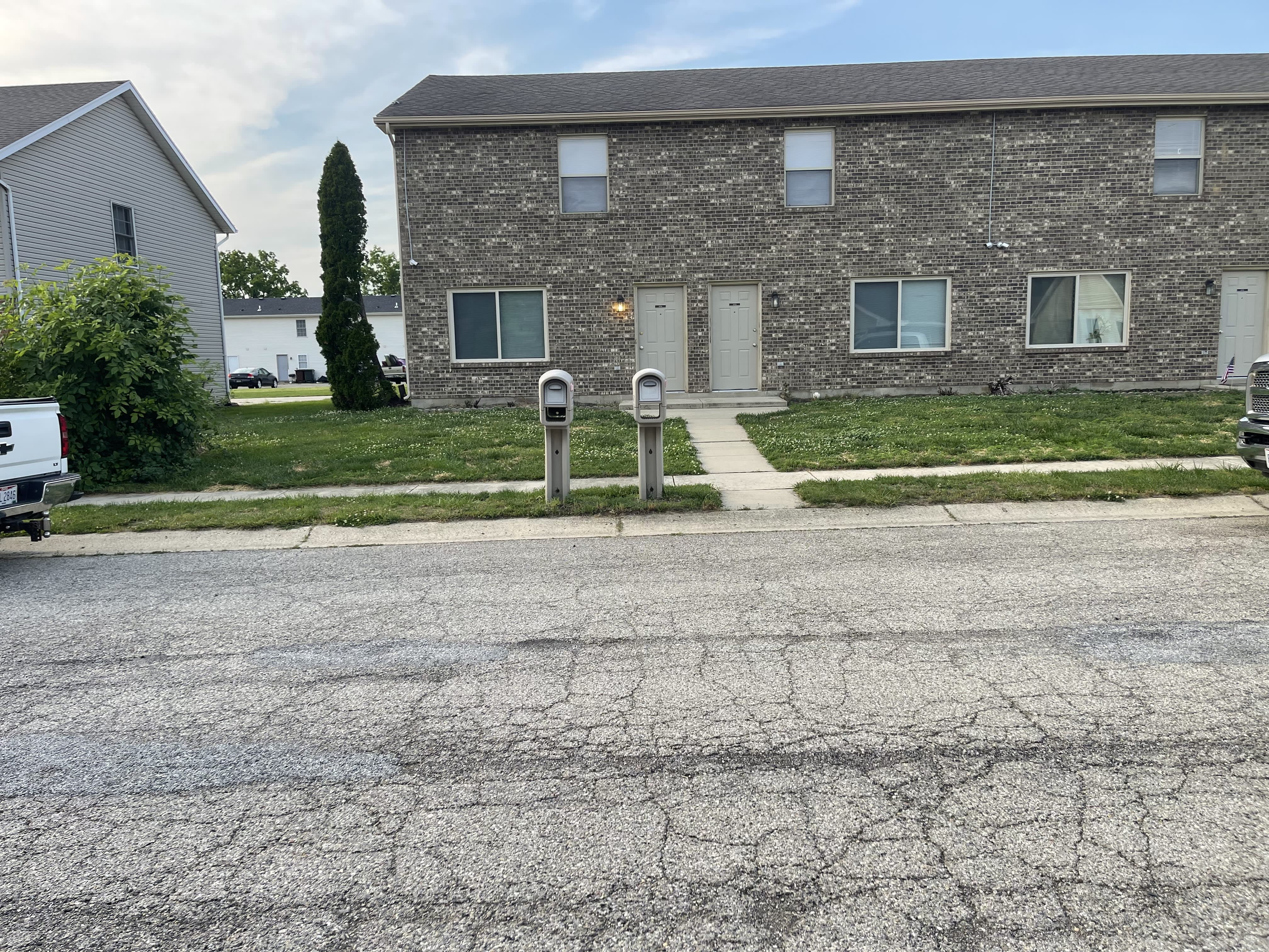 1016 Eleanor Ave – photo 1